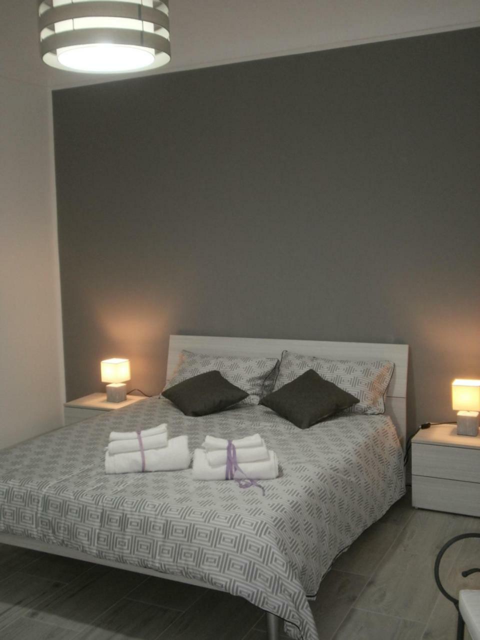 Casa Fean - Posto Auto Riservato Apartment Сиракуза Екстериор снимка